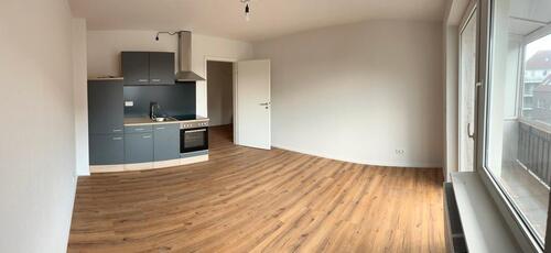 Foto - Erstbezug nach Sanierung !!! 2 Zimmer Wohnung 50qm für 500€ KM