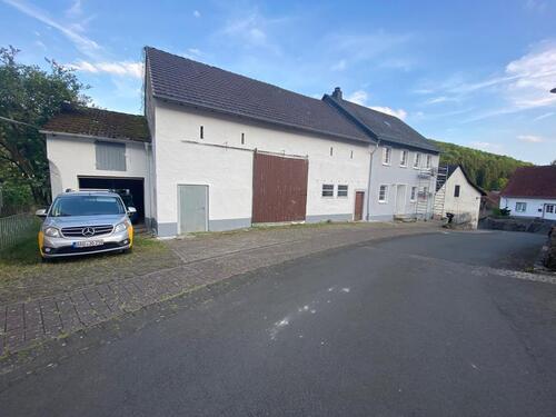 Foto - Haus zu vermieten Bauernhof - 900,00&nbsp;EUR Kaltmiete, ca.&nbsp; 135,00&nbsp;m&sup2;