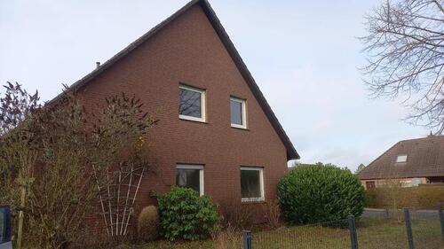 Foto - Gepflegtes 7-Zimmer-Einfamilienhaus mit Garage in Westerstede