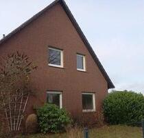 Gepflegtes 7-Zimmer-Einfamilienhaus mit Garage in Westerstede