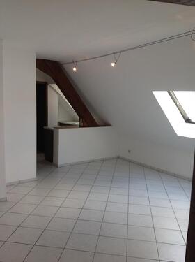 Foto - 1 Zimmer Dachgeschoßwohnung zur Miete in Merchweiler