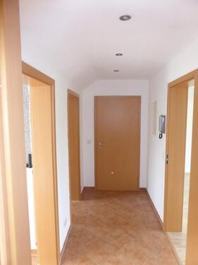 Foto - Helle und komfortable Wohnung mit Loggia im DG, inkl. Einbauküche