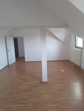 Foto - Biete schöne 1 12 Raum-Wohnung in RE-Stadt