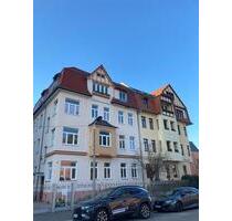 Große EG 4,5 Zimmer mit Garage, Wanne, Dusche, Balkon und Laminat in guter Lage! - Zwickau Zwickau-Nord