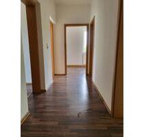 3 RAUM WOHNUNG IN RUHIGER WOHNLAGE VON ROSITZ