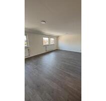 Helle 3 Zimmer Obergeschosswohnung zu vermieten - Bergen