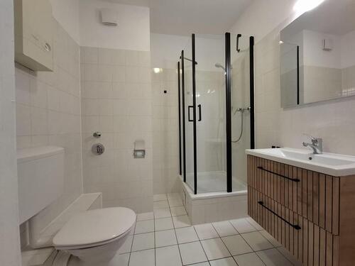 Foto - Frisch sanierte 1-Zimmer-Wohnung mit Balkon und neuer Einbauküche