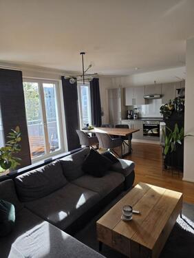 Foto - (Zwischenmiete) Moderne 3-Z. Wohnung mit Balkon in Friedrichshain