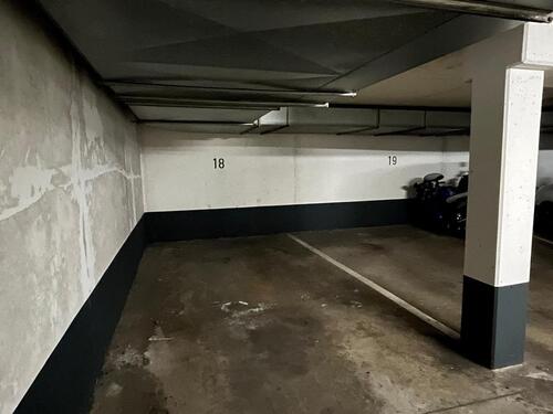 Foto - Tiefgaragenstellplatz in Düsseldorf-Eller zu vermieten