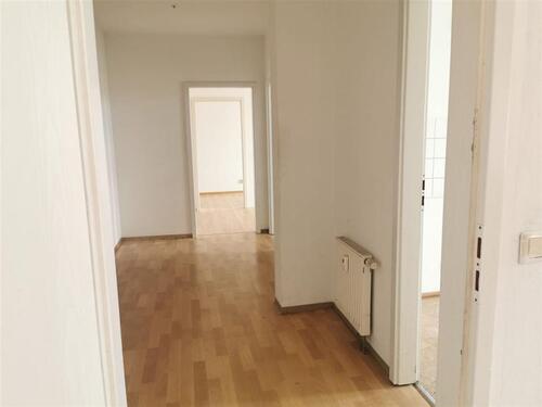 Foto - Schöne 4-Zimmer-Wohnung mit Wannenbad und Aufzug!