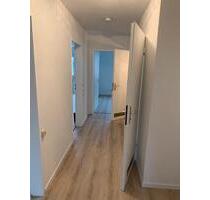 Vollständig renovierte 3 Zimmer Wohnung, mit Balkon und EBK - Heilbronn Böckingen Vollständig renovierte 3 Zimmer Wohnung, mit Balkon und EBK - Heilbronn Böckingen