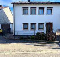 Renoviertes EFH, 130qm Wfl, 7 Zi auf 2 Ebenen inkl. Garten - Geisenhausen