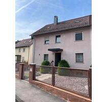 Zweifamilienhaus mit Potential & Doppelgarage in Faurndau - Göppingen