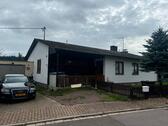 Foto - Bungalow Haus mit sehr Viel Stellplätzen
