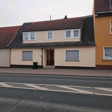 Foto - Reihenmittelhaus in CalbeSaale - 69.000,00&nbsp;EUR Kaufpreis, ca.&nbsp; 124,50&nbsp;m&sup2;