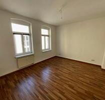 Wohnung in bester Lager auf dem Johannisplatz. - Limbach-Oberfrohna