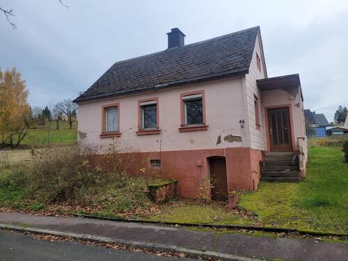 Foto - Haus mit Grundstück - 30.000,00 EUR Kaufpreis,