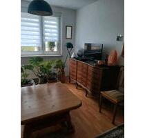Schöne 2 Zimmer Wohnung, 180 Euro Kaltmiete. - Adorf/Vogtland