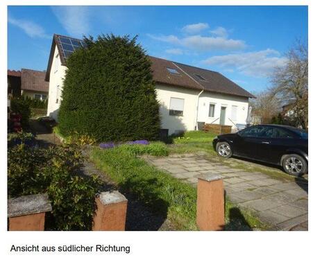 Foto - Mehrfamilienhaus mit Anbau in Sulzdorf mit großem Grundstück