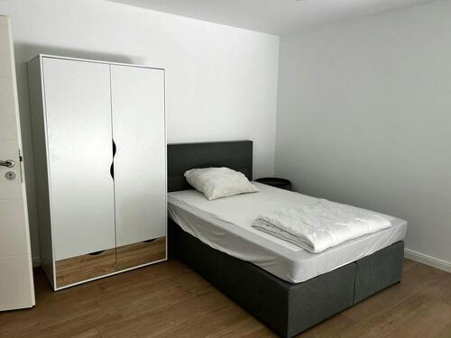 Foto - Fühl dich zuhause: möbliertes Zimmer in gepflegter Frauen-WG
