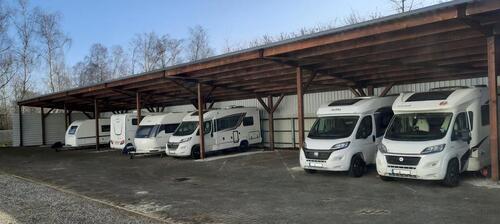 Foto - Überdachte Wohnmobil Stellplätze in Rostock