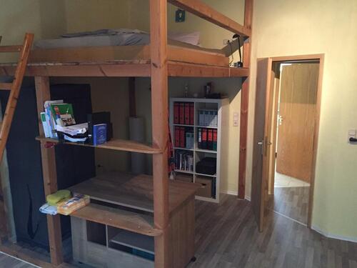 Foto - Nähe Innenstadt Hbf -1,5-Zimmer im EG mit Hochbett (Uhlandstraße)