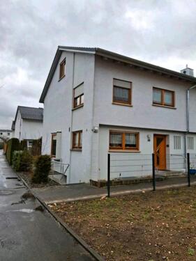 Foto - Doppelhaushälfte mit Garten - 339.000,00&nbsp;EUR Kaufpreis, ca.&nbsp; 126,00&nbsp;m&sup2;