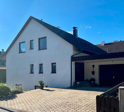 Foto - Sehr gepflegtes Einfamilienhaus mit Einliegerwohnung zu verkaufen