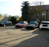 Vermiete Stellplatz Kolbermoor Süd im Hof zu mieten