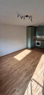 Foto - Wohnung zur Miete - 355,00 EUR Kaltmiete,