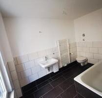 Geräumige 3 - Zimmerwohnung in ruhiger Nebenstraße - Schwerin