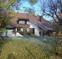 großes individuelles Einfamilienhaus mit schönem Garten teilbar - Weichs