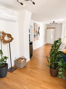 Foto - Stilvolles Wohnen nahe Rhein & Schlosspark – 5 Zimmer, 122 m²