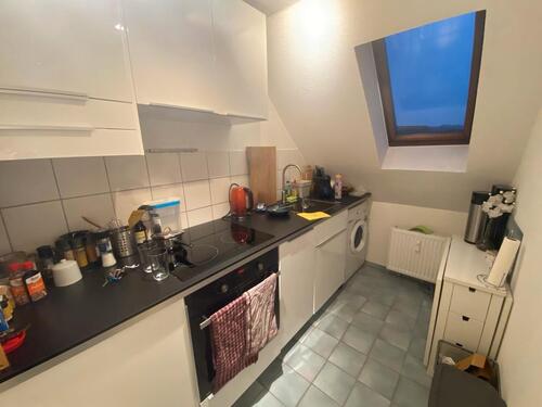 Foto - ANFRAGESTOPP! Zentrale Dachgeschosswohnung