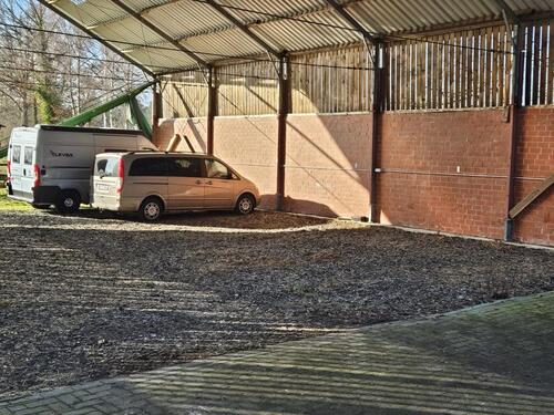 Foto - Überdachter Stellplatz Wohnmobil, Wohnwagen, Boot zu vermieten!