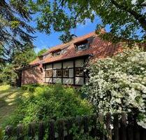 Einfamilienhaus mit Eigentumsgrundstück, fußläufig zur Innenstadt - Wolfsburg