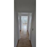 Helle frisch renovierte 2 Zimmerwohnung mit Gartenmitbenutzung - Gaildorf