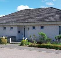Freistehendes Einfamilienhaus EFH mit Wintergarten & Terrasse - Ravenstein