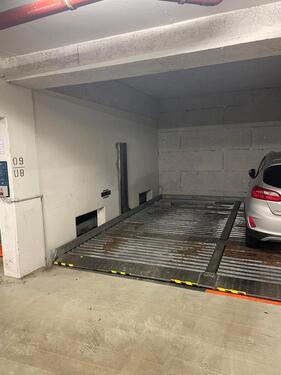 Foto - Tiefgarage TG Stellplatz Garage Parkplatz Stellplatz SUV möglich