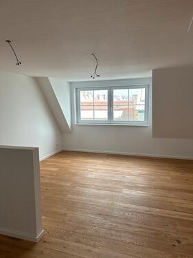 Foto - 4 - Raumwohnung - 1.025,00&nbsp;EUR Kaltmiete, ca.&nbsp; 112,00&nbsp;m&sup2;