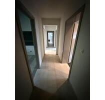 Renovierte 90qm DG Wohnung WHG Sofort Einziehen ! - Duisburg Hamborn Renovierte 90qm DG Wohnung WHG Sofort Einziehen ! - Duisburg Hamborn