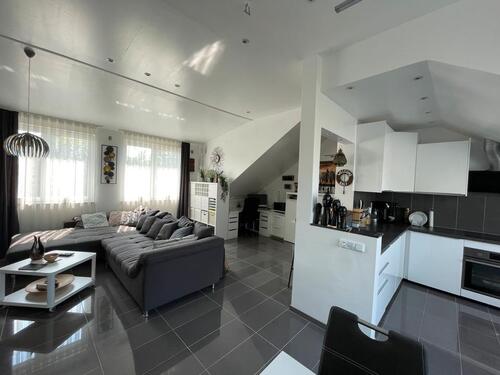 Foto - Hochwertig neu ausgebaute 3-Zimmer-Wohnung mit Fußbodenheizung