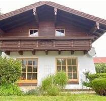 freistehendes Einfamilienhaus mit Blick auf die Berge wartet ... - Rohrdorf