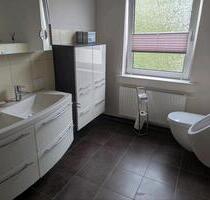 110 Quadratmeter Wohnung - 880,00 EUR Kaltmiete, in Berne (PLZ: 27804)