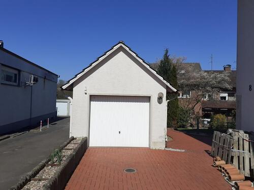 Foto - Garage direkt im Zentrum von Bielefeld-Brake
