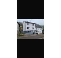 4 Zimmer Wohnung - 1.100,00&nbsp;EUR Kaltmiete, ca.&nbsp; 100,00&nbsp;m&sup2; in Unterreichenbach (PLZ: 75399)