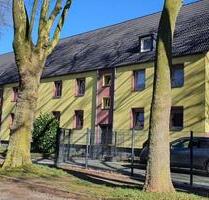 Wohnung komplett renoviert für Erstbezug - Duisburg Mittelmeiderich