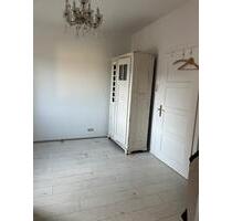 1 Zimmer mit Bad im EG NUR 2. Wohnsitz - Pirmasens Fehrbach