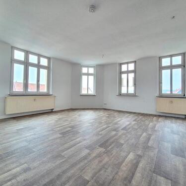 Foto - *Gemütliche 4-Zimmer im DG* - 488,00&nbsp;EUR Kaltmiete, ca.&nbsp; 87,13&nbsp;m&sup2;