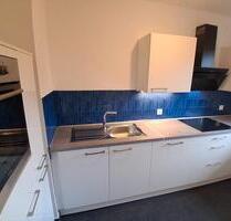 Helle 2-Zim.-Wohnung mit EBK und Balkon in 64347 Griesheim